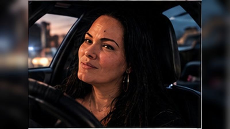 A focused driver at dusk — NOFRONTIN RP